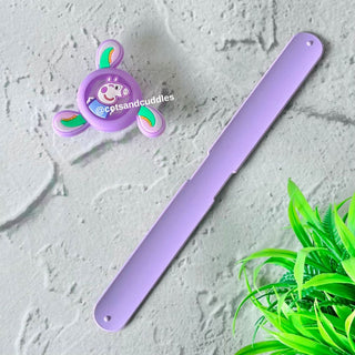 Cute Design Silicone Slap Band with Spinner for Kids (Random Color)