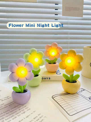 Small Flower Pot Design Table Desk LED Lamp (1pc) (Random Color)